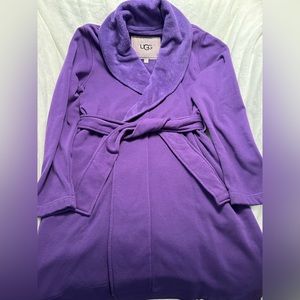 Ugg Purple Bathrobe. New/never worn, no tags. Size Women M